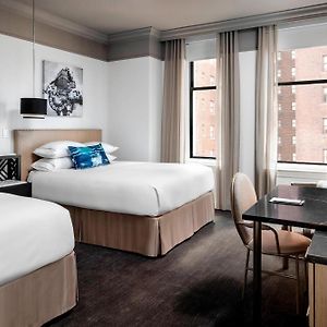 Zimmer mit Queensize-Bett